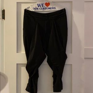 Alice and Olivia crop black pants
